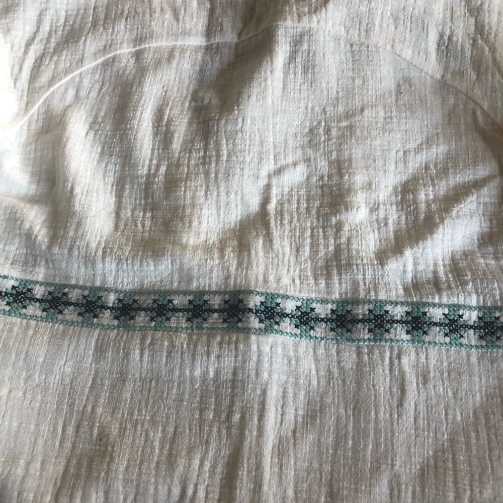 Sophie Max Studio Bell Sleeve Embroidered Dress - Picture 6 of 7